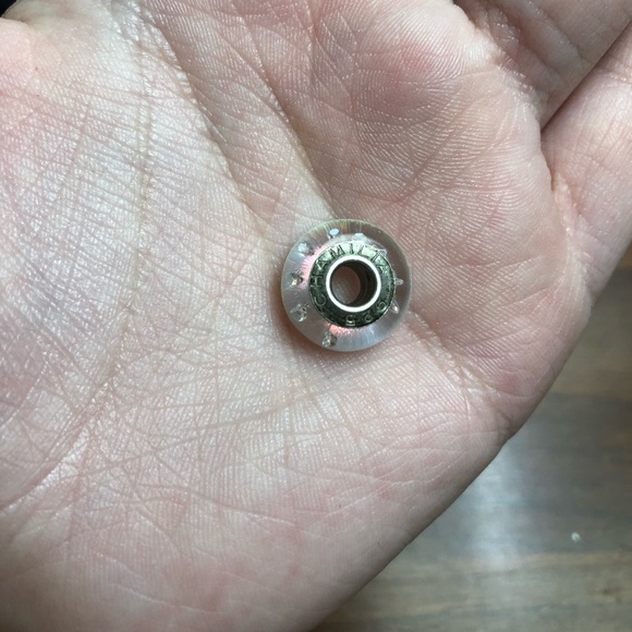 Chamilla Shimmer Murano Charm - Picture 2 of 4